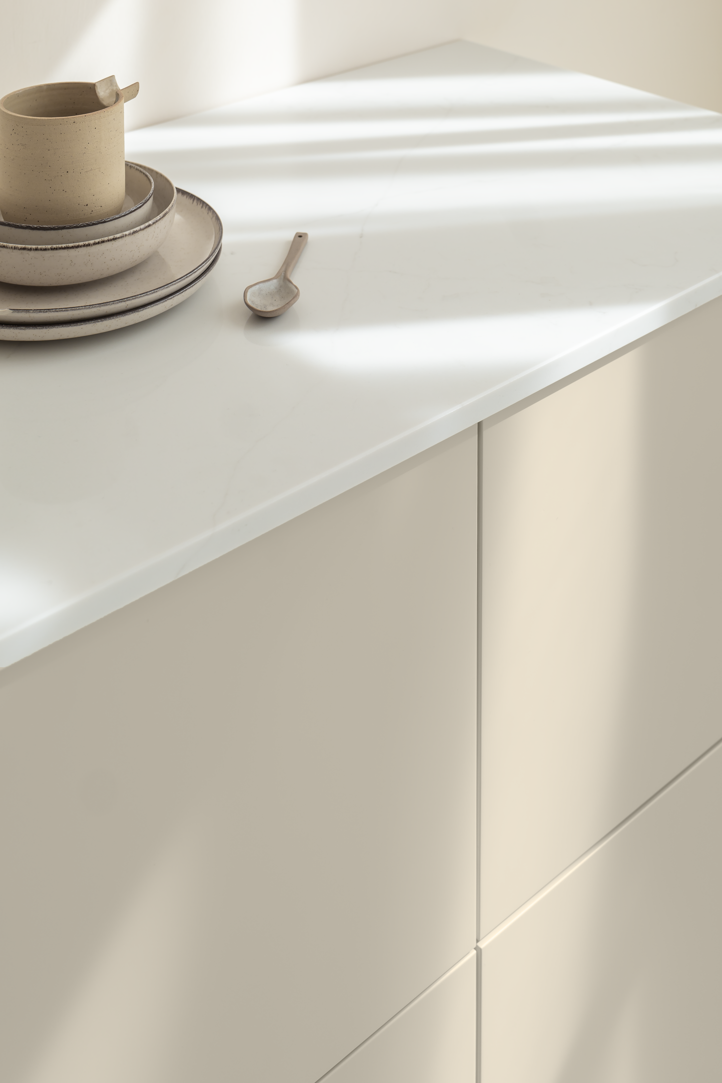 Aufmaß- und Montageservice & Versicherung der Maßgarantie für Arbeitsplatten