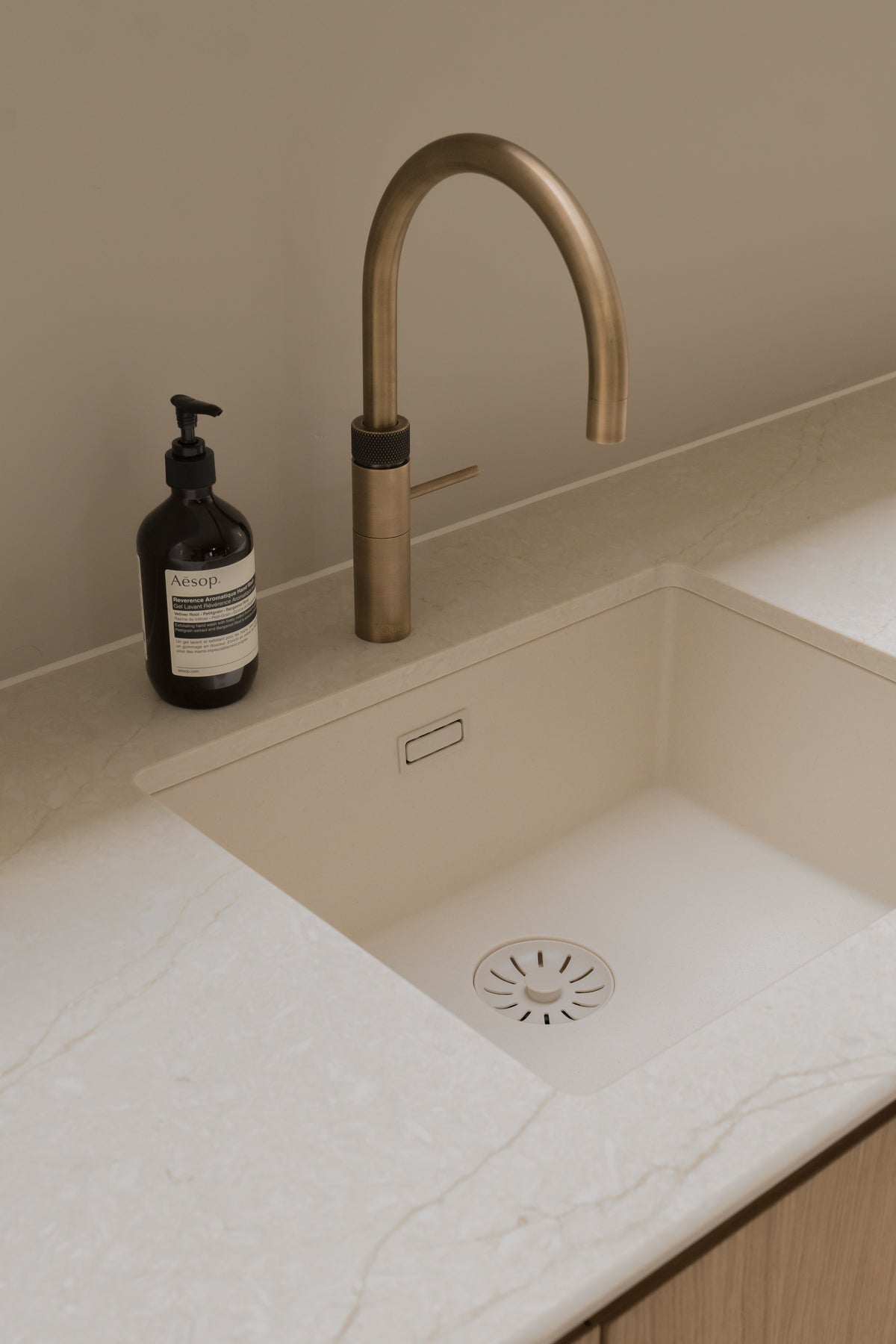 Sink Sand